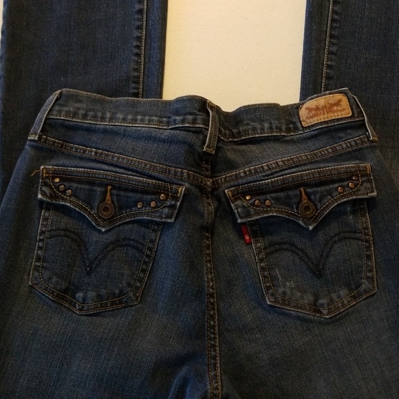 Levi's 515 Boot Cut Jean's - Picture 2 of 8